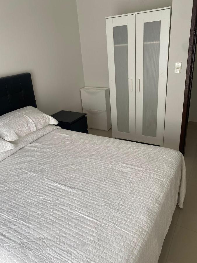 Espana Suites Hotel Ciudad del Este Extérieur photo